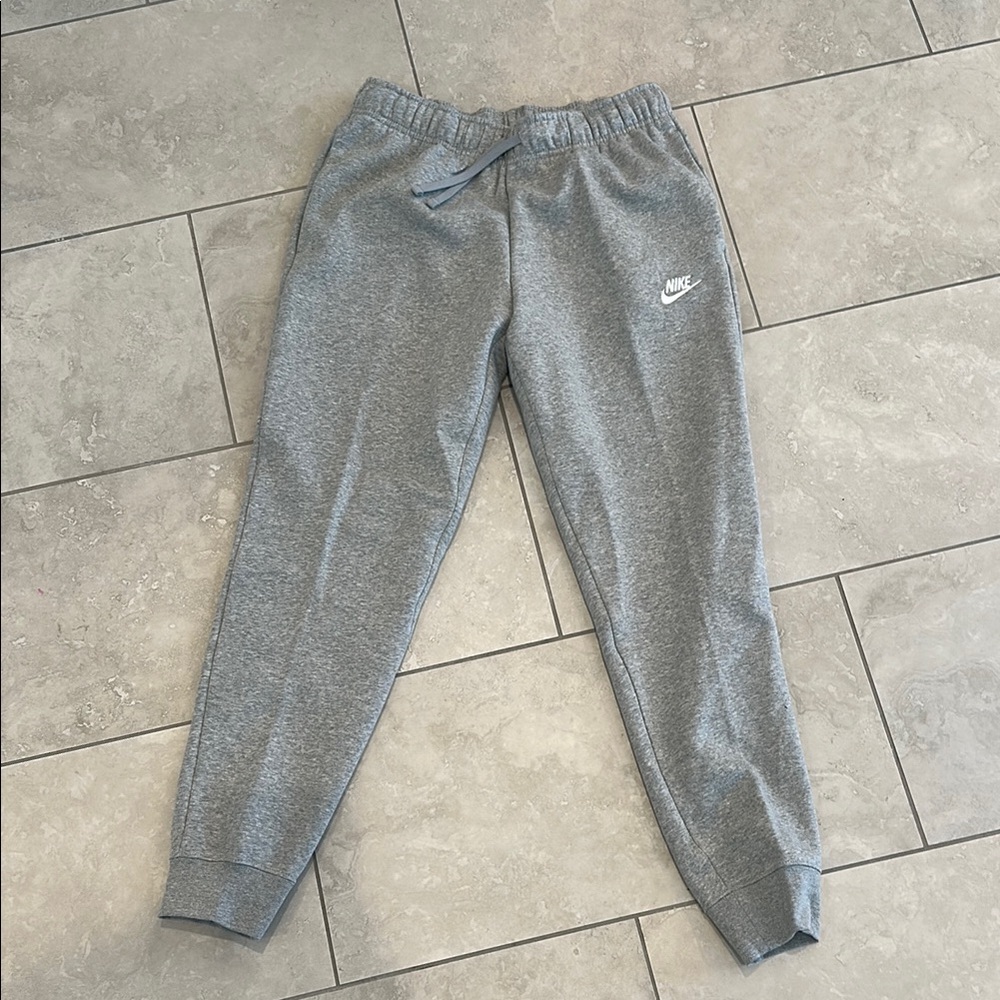 Nike Women Heather Gray Sweatpants